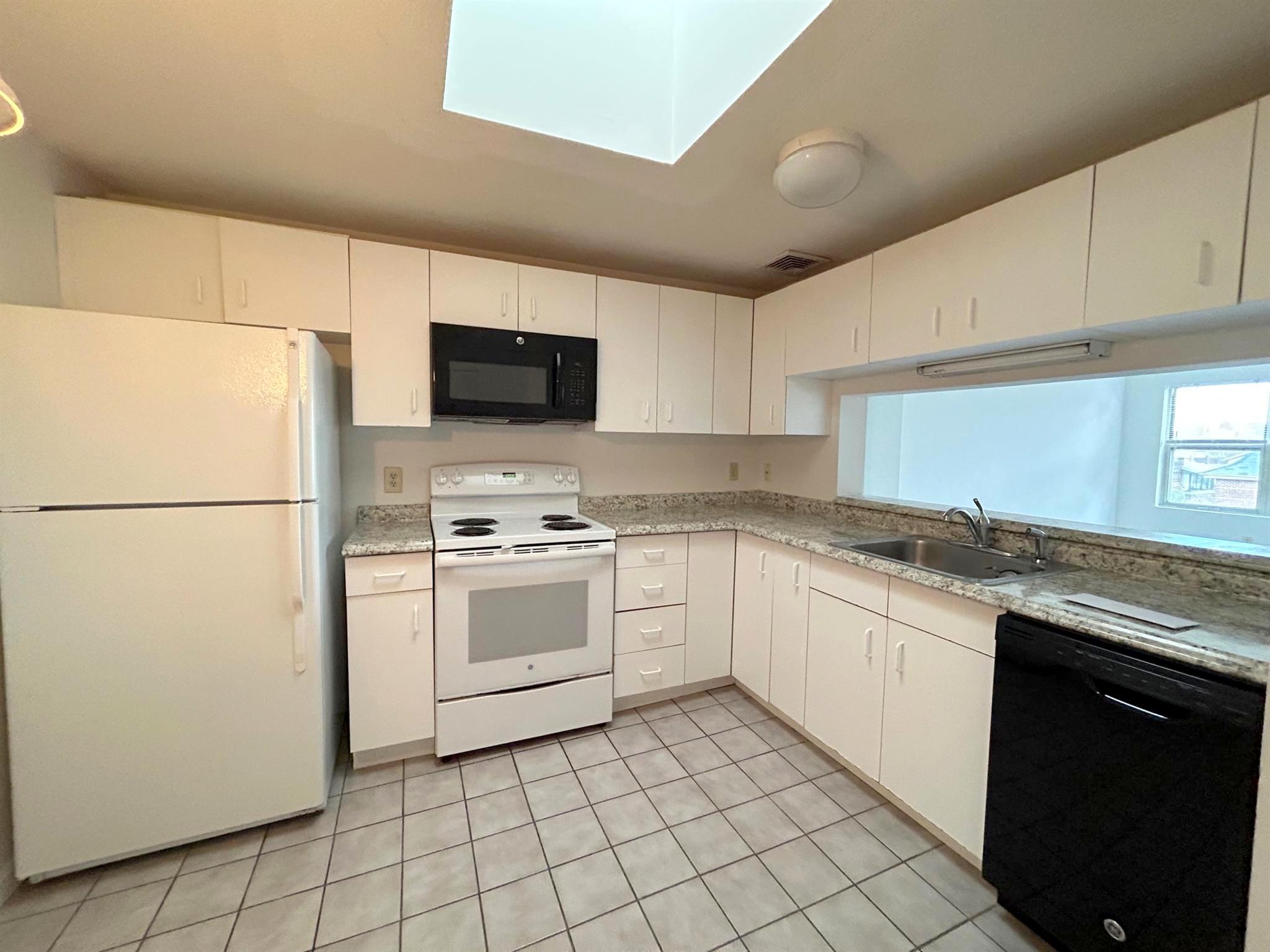 175 Beacon St, Ward Two