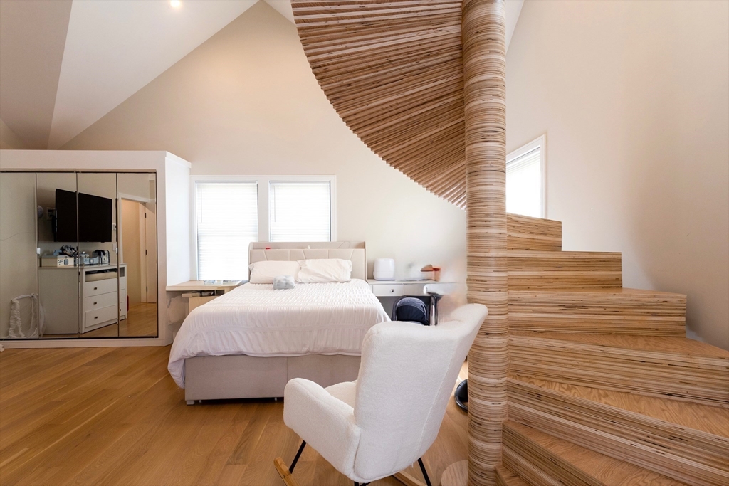 14 Bernard Circle, Tisbury