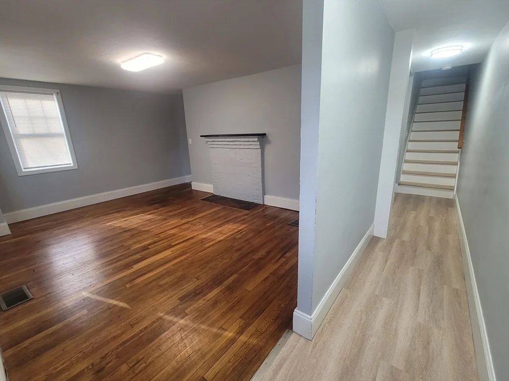 237 Colburn St, Dedham