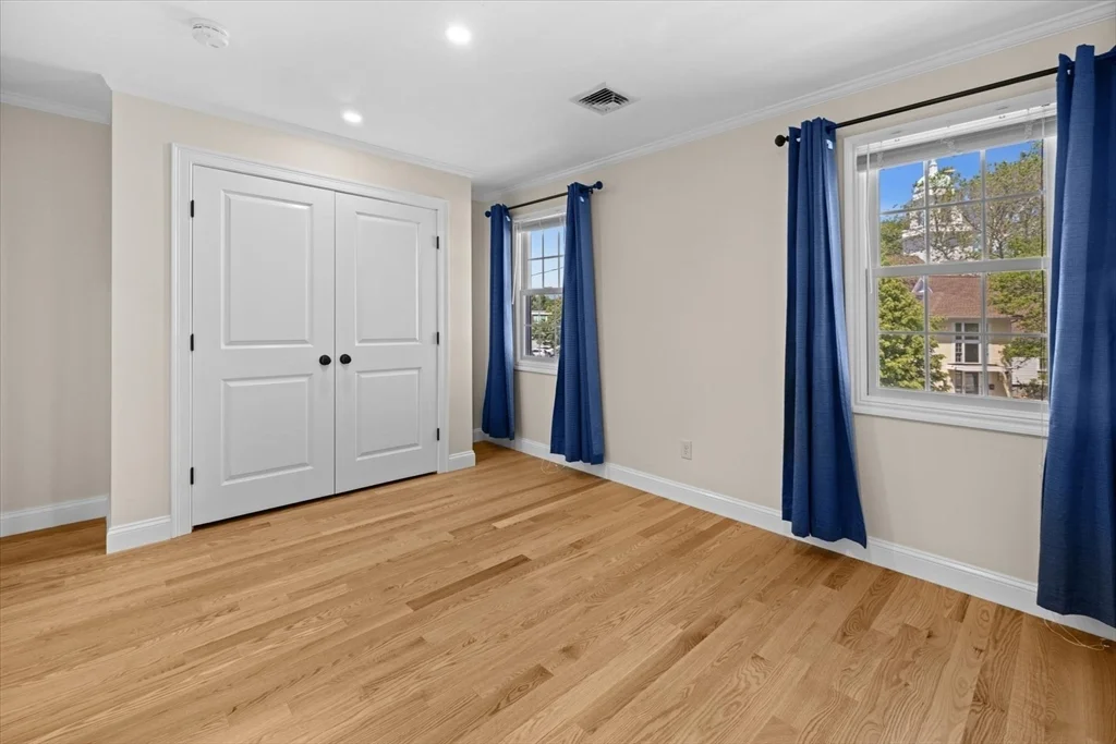57 Dedham Ave, Needham