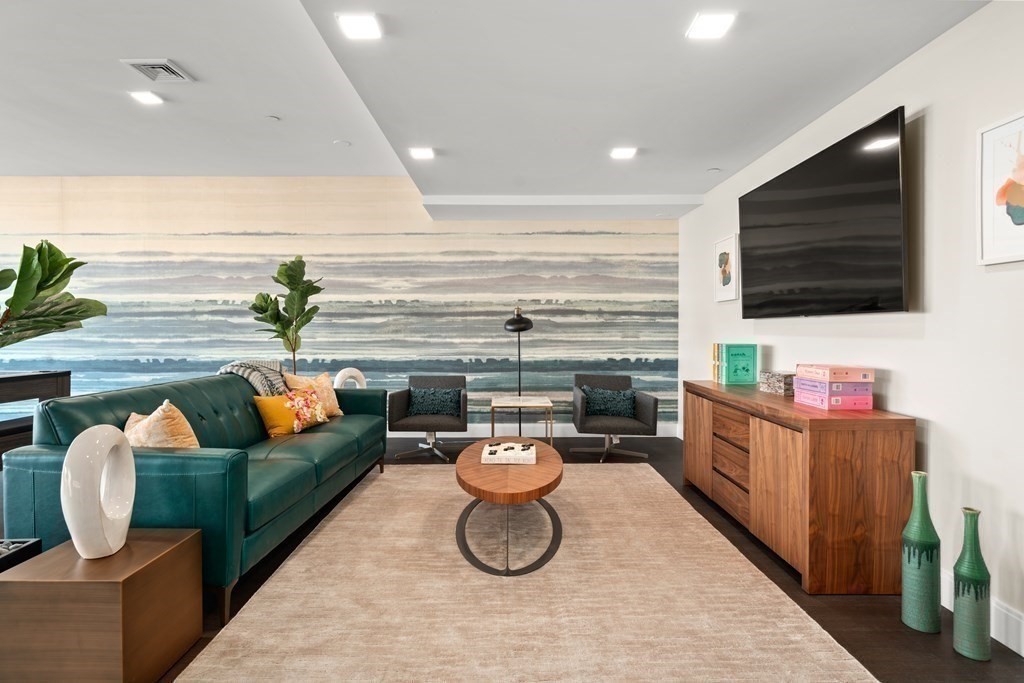 11 Walley St, East Boston