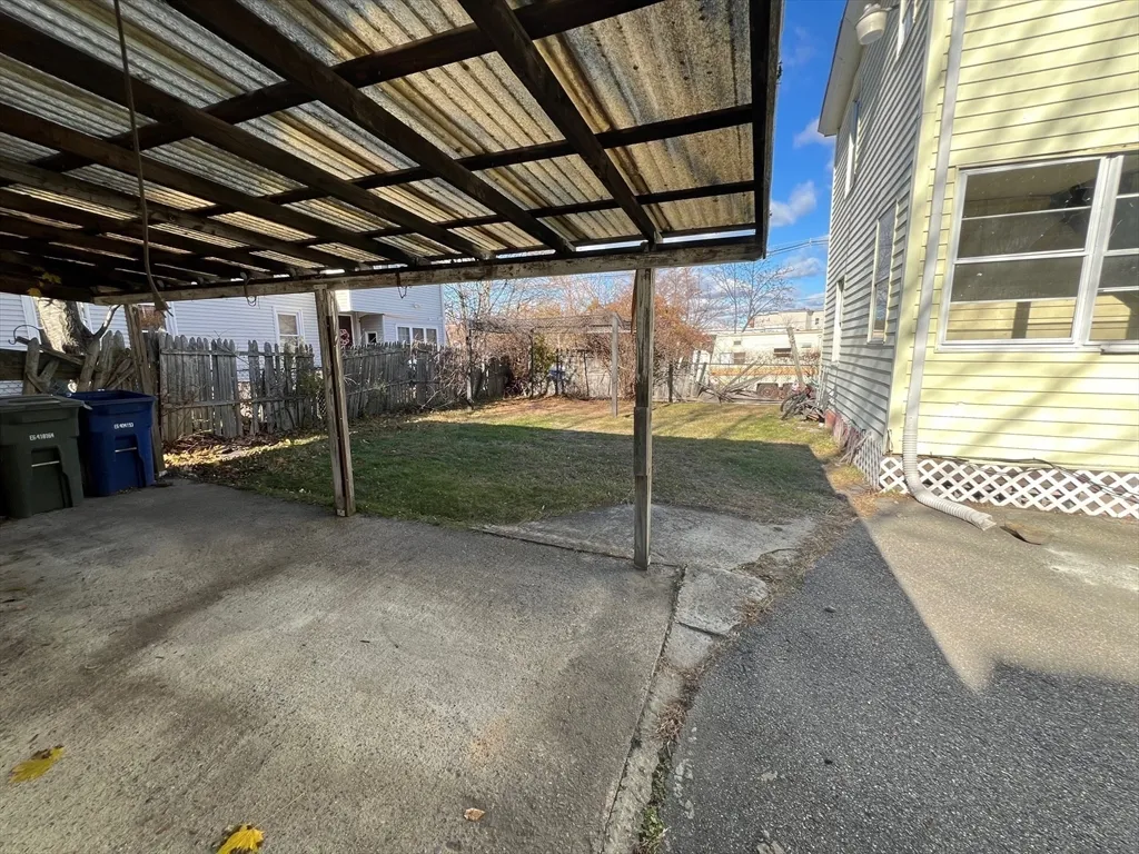 44 Laurel St, Leominster