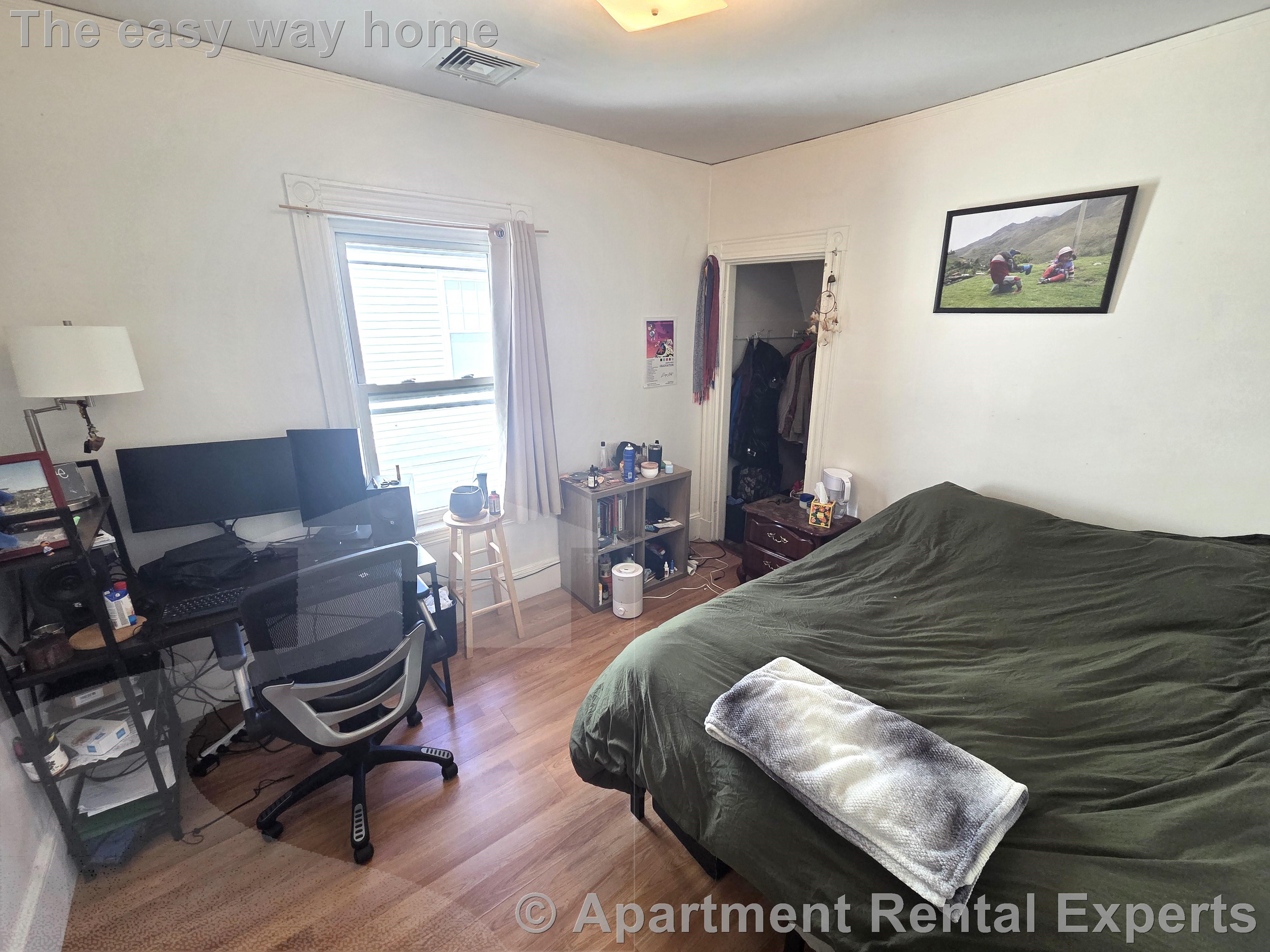 11 St Paul St, Central Square