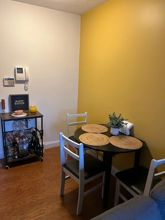 111 West 8th St, South Boston