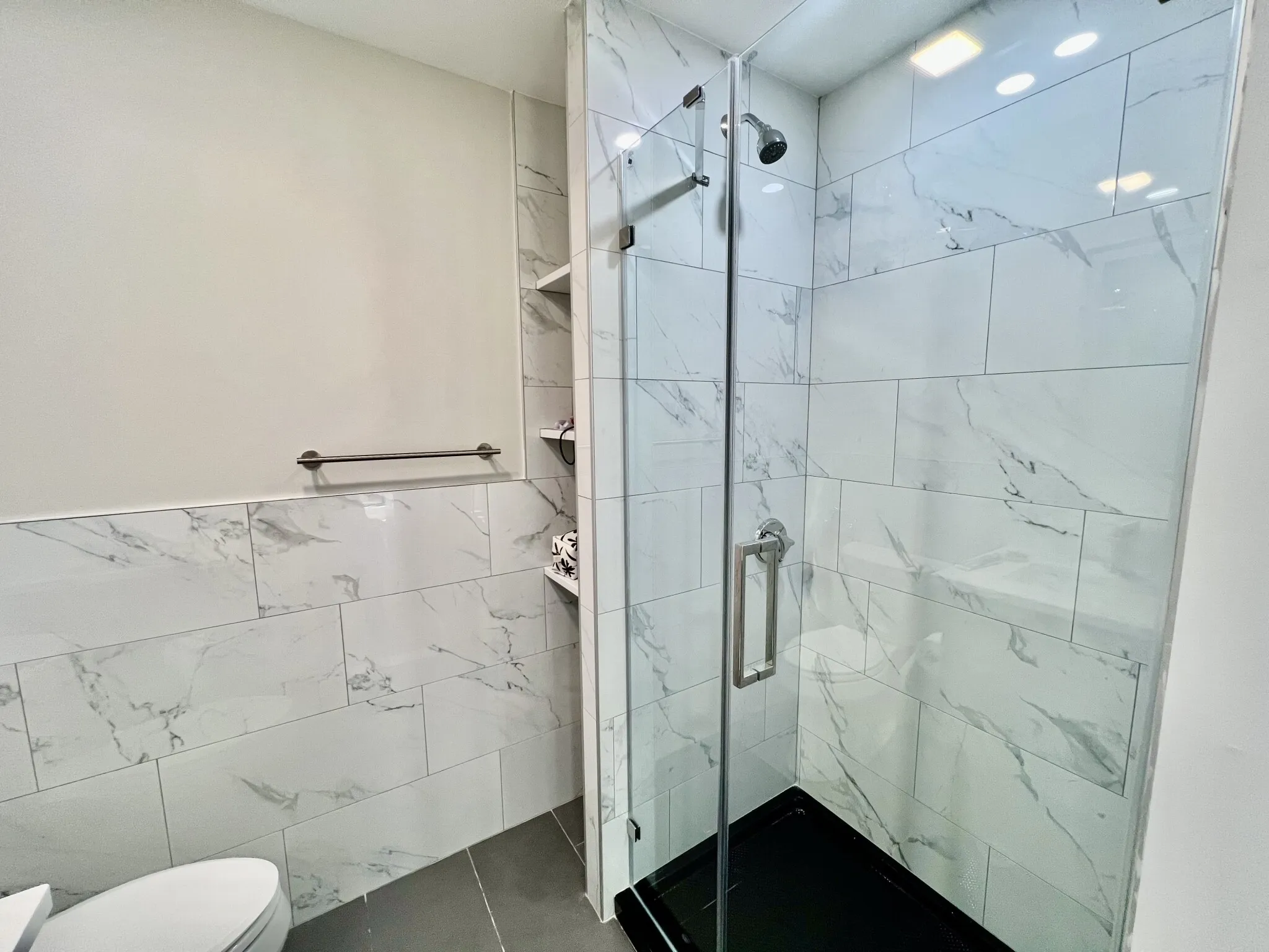 1661 Washington St, South End