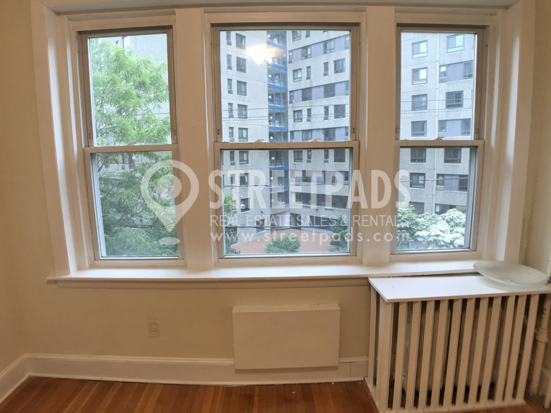 33 Lancaster Ter, Corey Hill