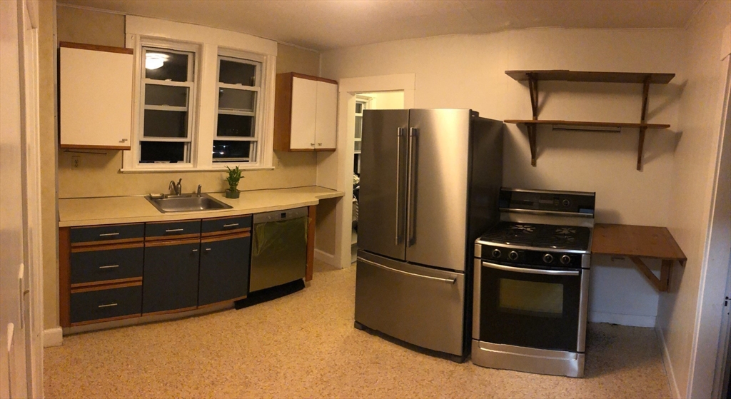 136 Walden, Neighborhood 9