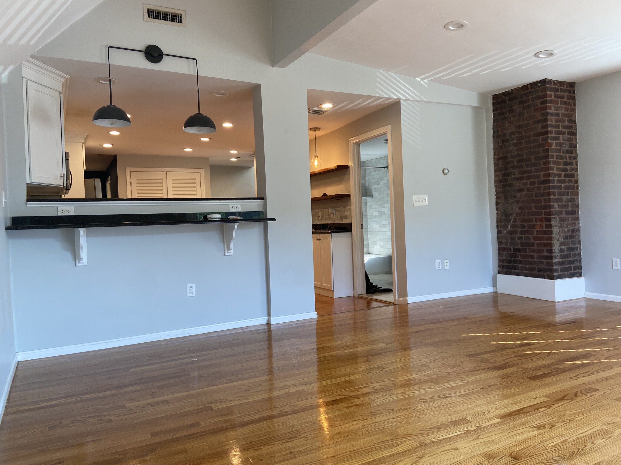 240 Paris St, East Boston