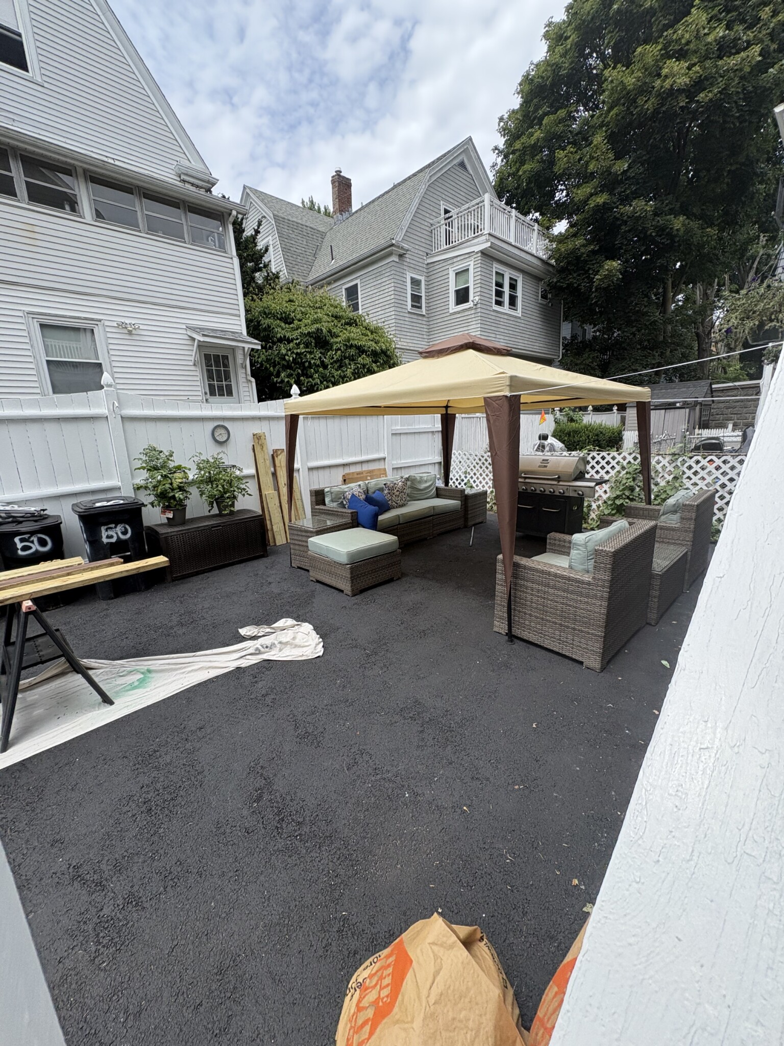 50 Bromfield Rd, Tufts