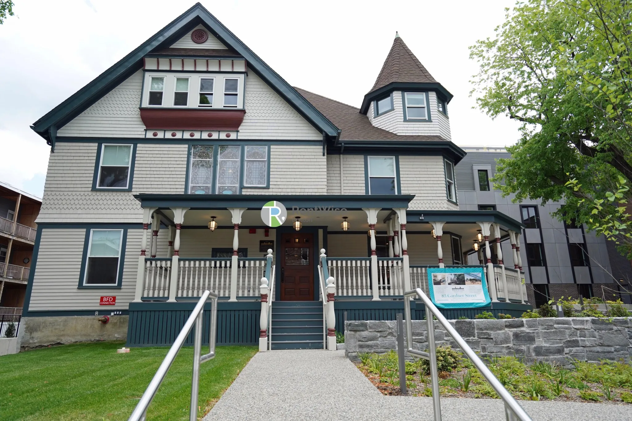 83 Gardner St, Allston