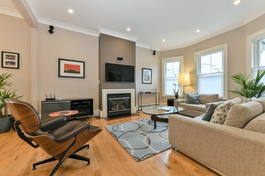 62 Sawyer Ave, Dorchester