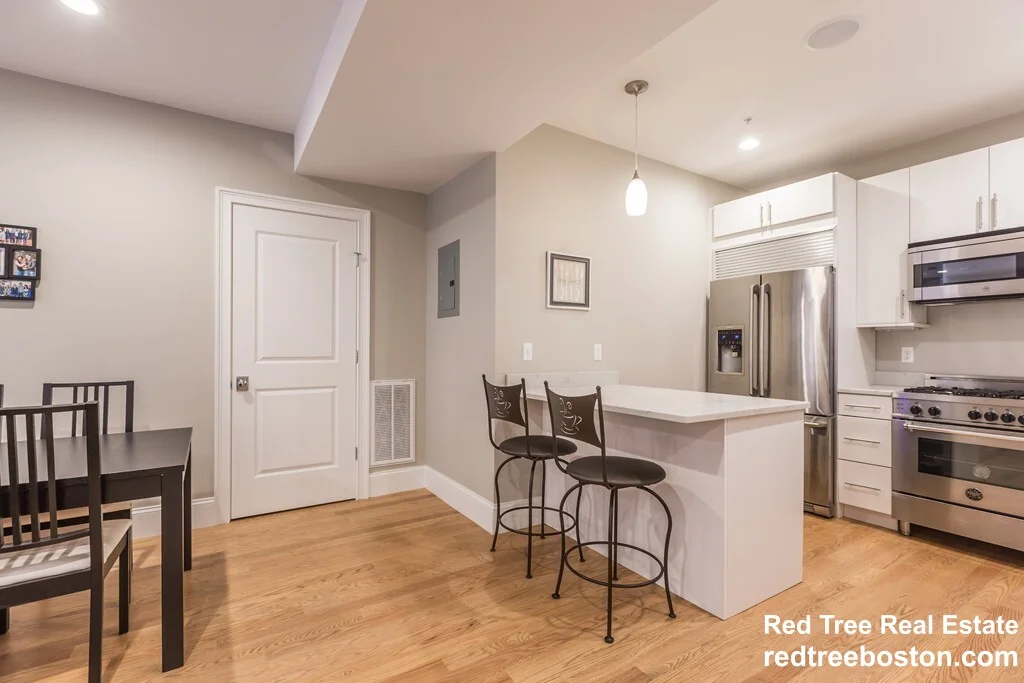 111 B St, South Boston