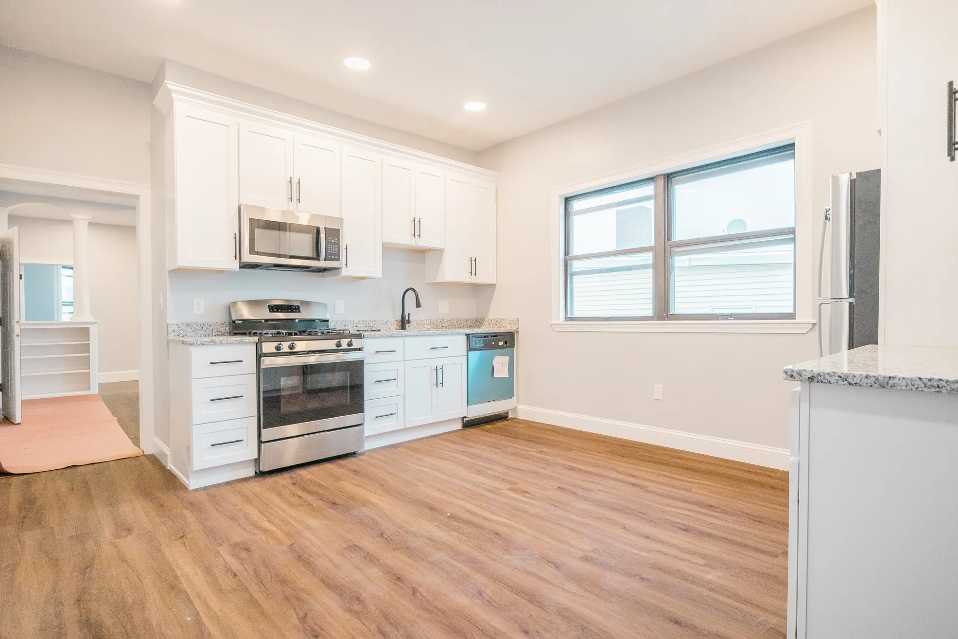 344 Saratoga St, East Boston