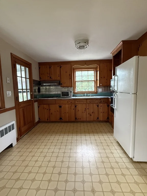 15 Swan St, West Roxbury