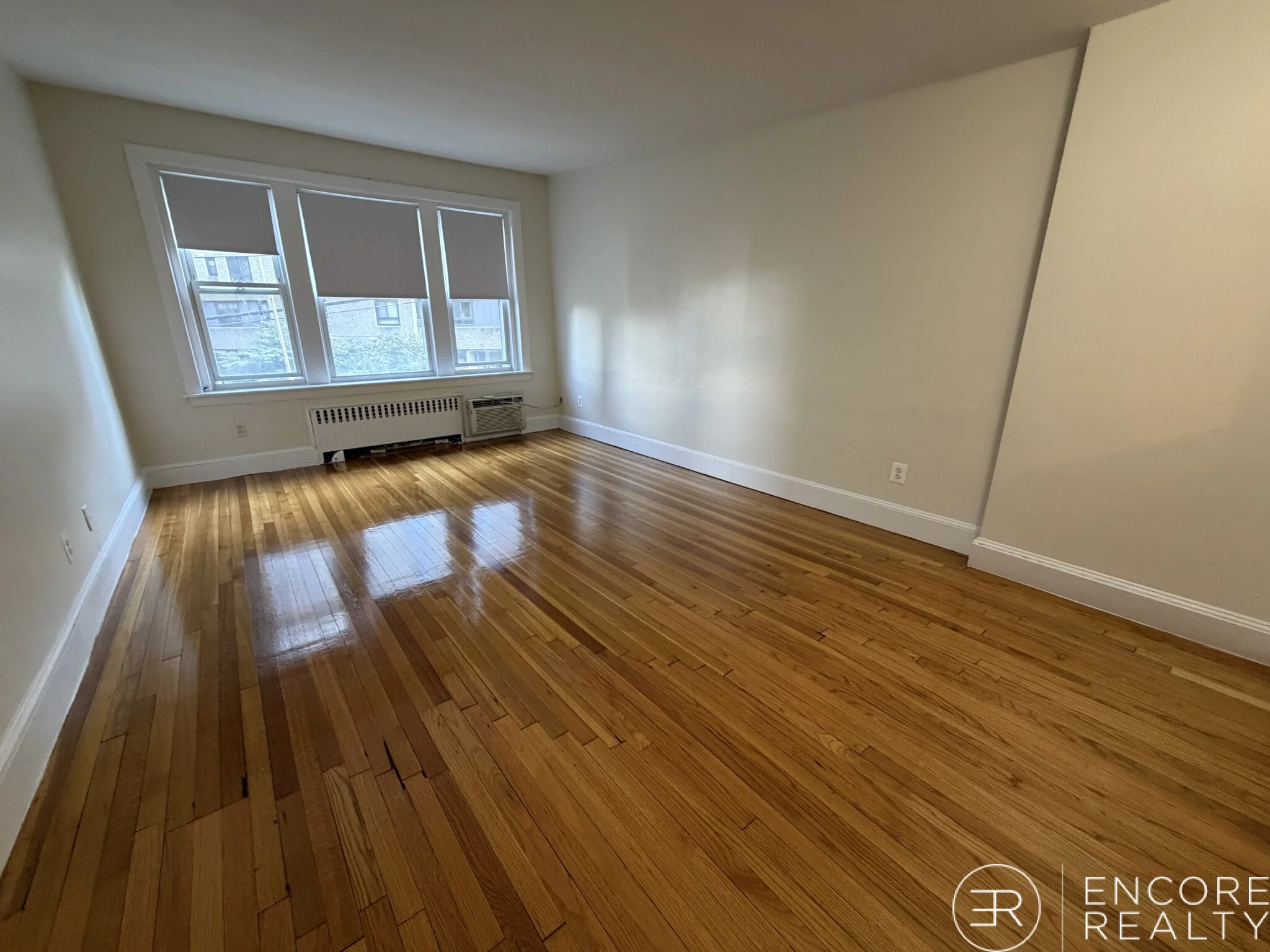 33 Lancaster Ter, Corey Hill