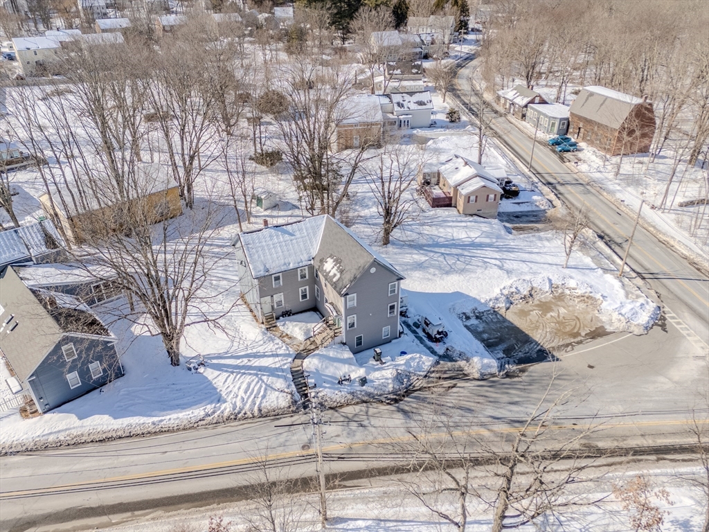 38 Mill St, Pepperell