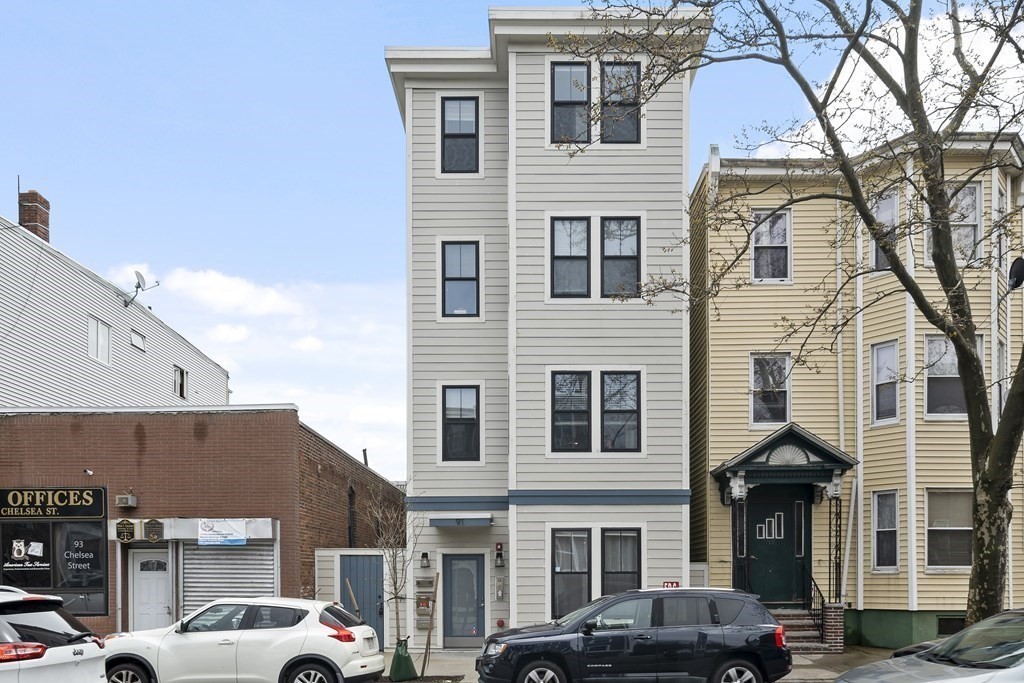 91 Chelsea St, East Boston