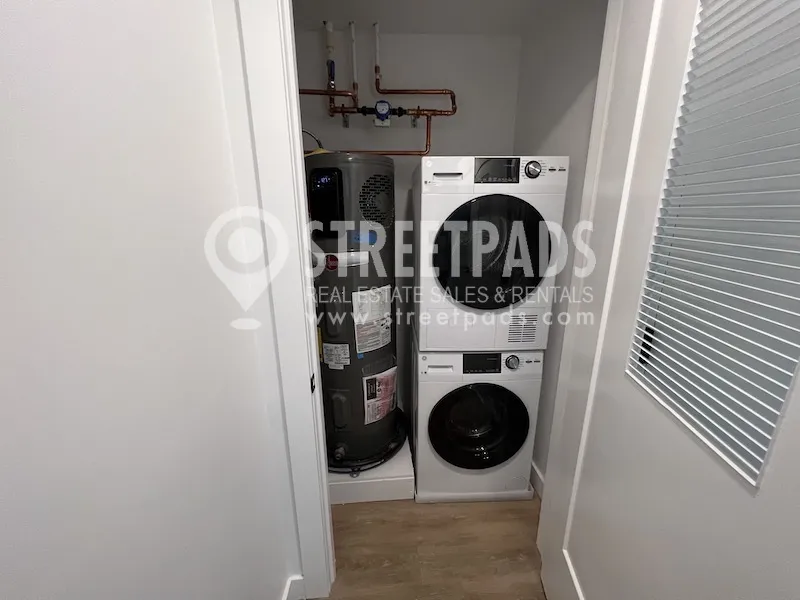 199 Gardner St, West Roxbury