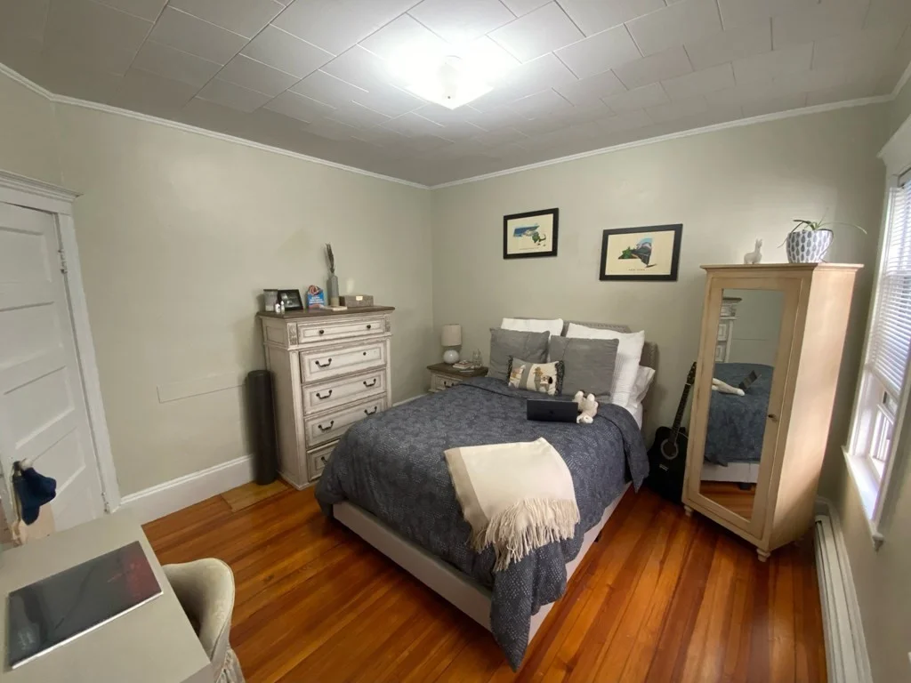 7 Lowden Ave, Ball Square