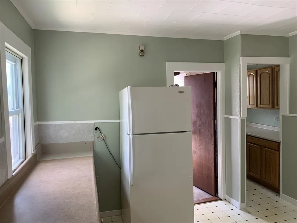 50 Windsor Rd, South Medford