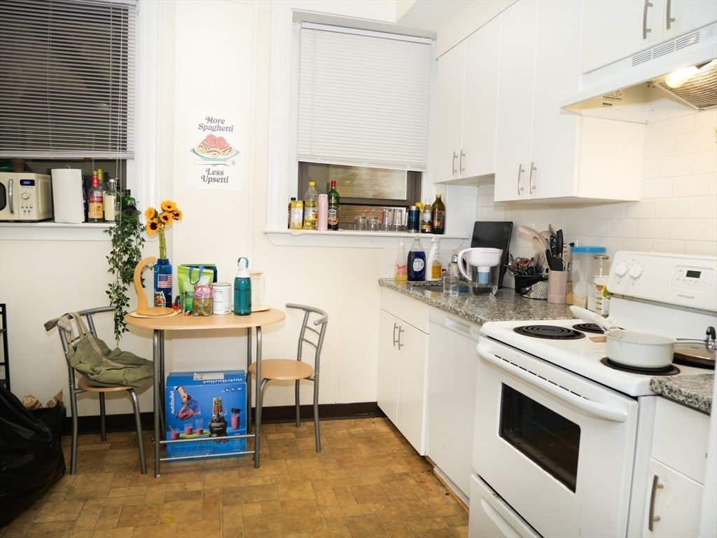 1386 Beacon, Coolidge Corner