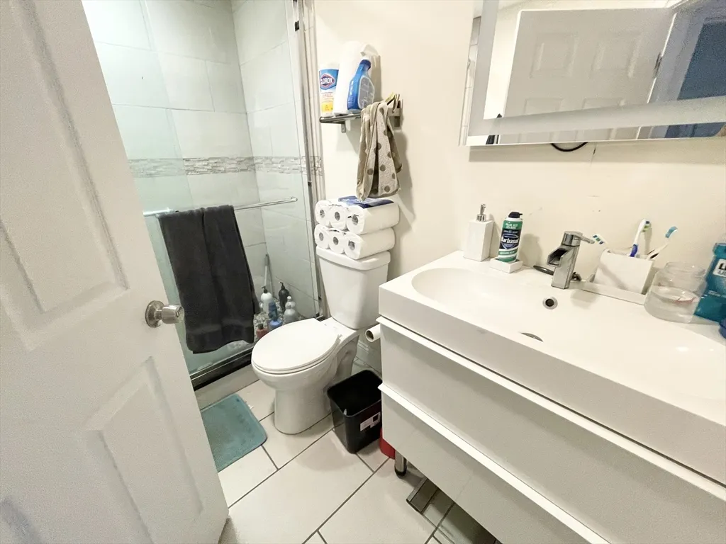 275 Dorchester, Boston