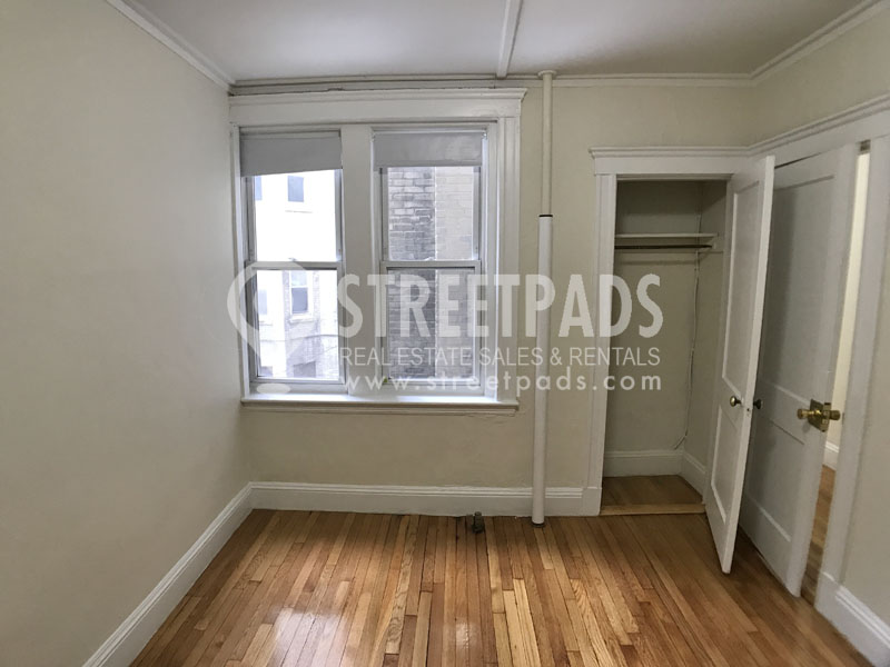 1179 Boylston St, Fenway