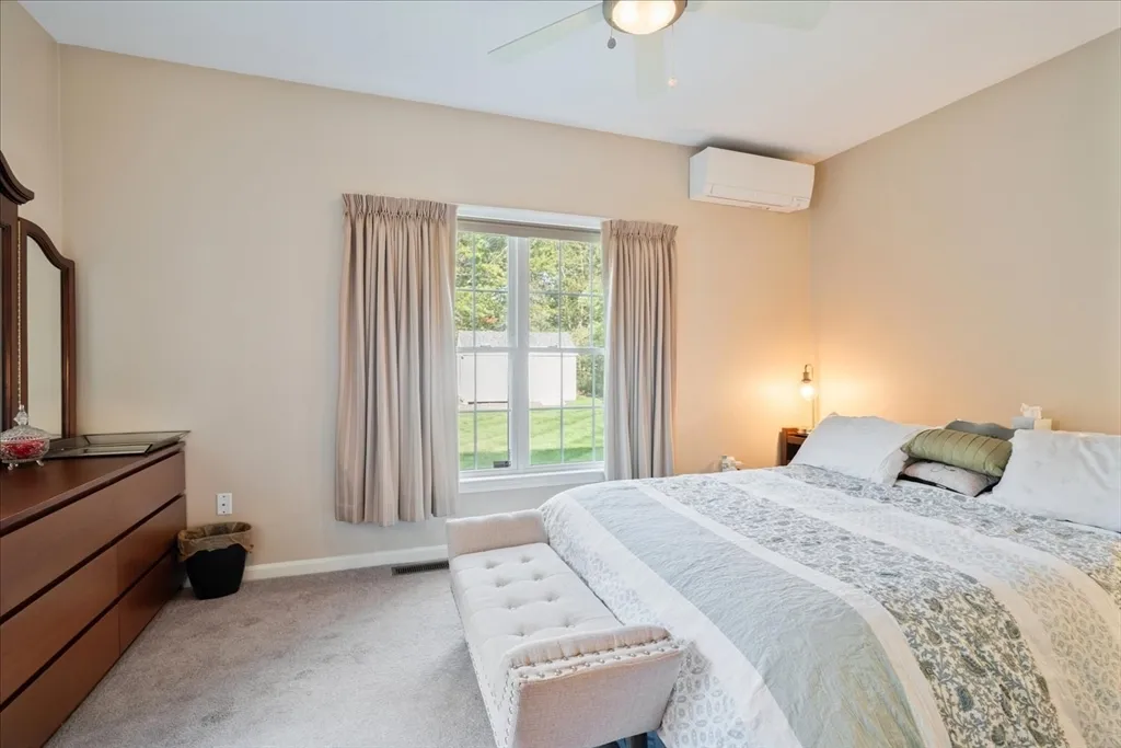 000 Confidential St, Plainville