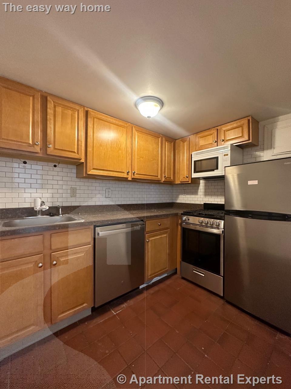 16 Yarmouth St, Back Bay