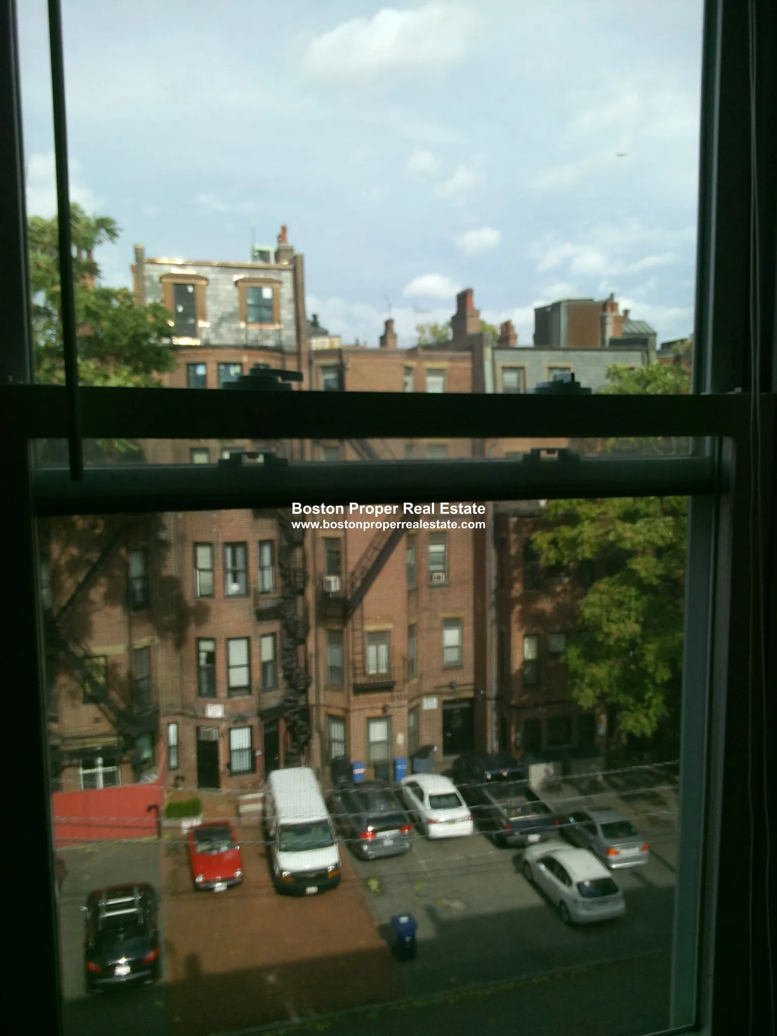 225 Newbury St, Back Bay