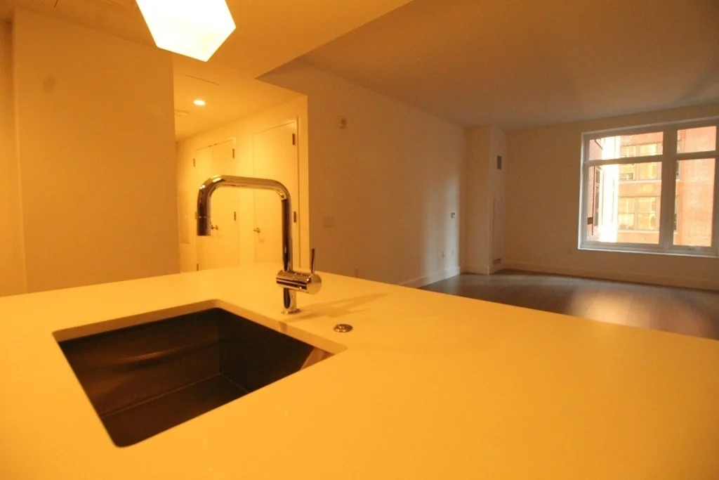 100 Lovejoy, West End