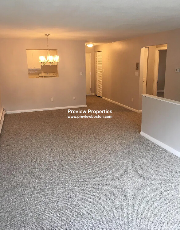 73 Charlesbank Rd, Newton Corner