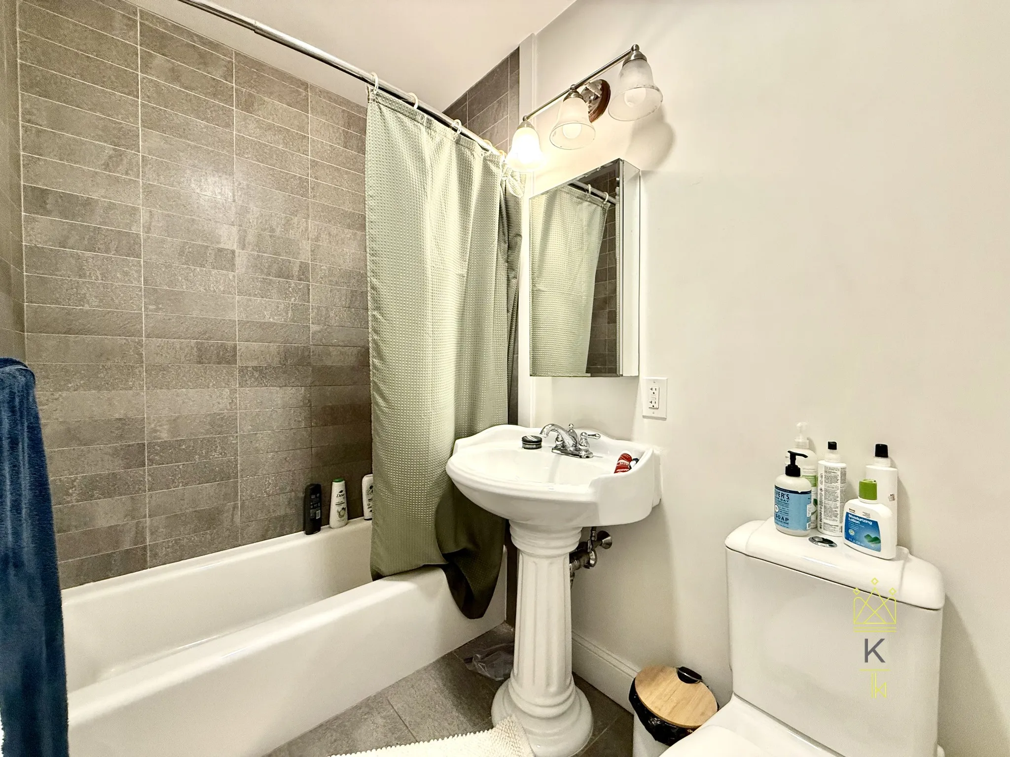 674 Washington St, Aspinwall Hill