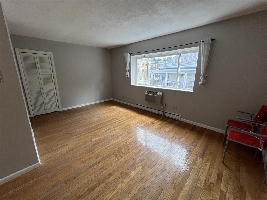 10 Scottfield Rd, Allston