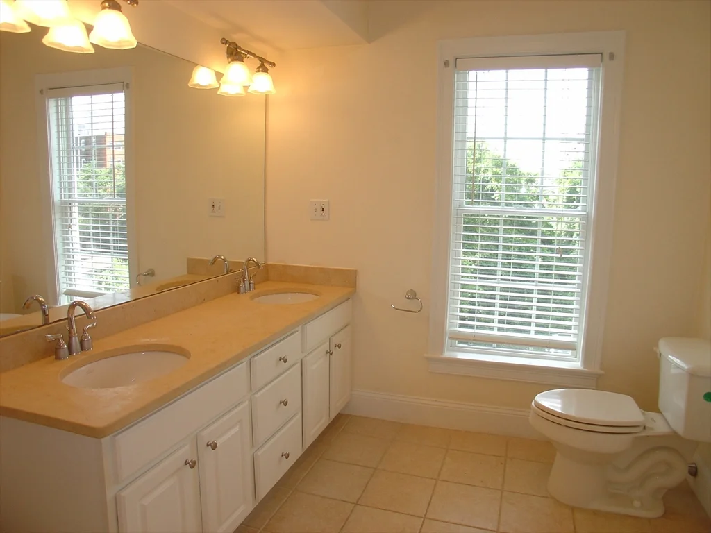 50 B St, South Boston