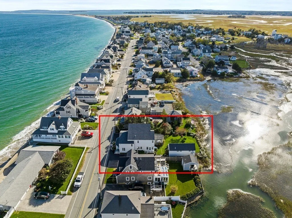 99 Bay Avenue (Weekly Summer Rent, Green Harbor