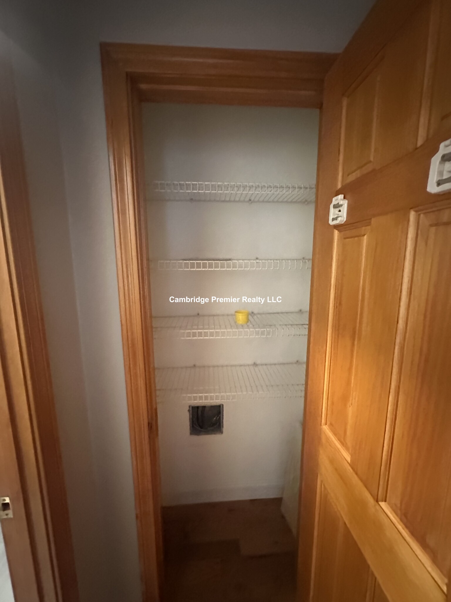 126 Washington St, Medford