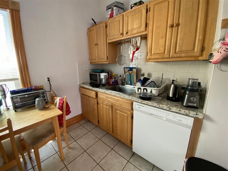 11 Cameron Ave, Teele Square