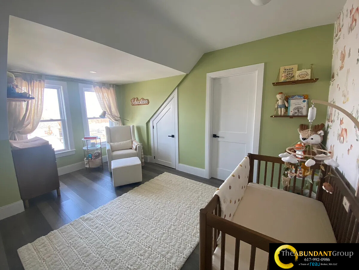 66 Calvary St, South Side