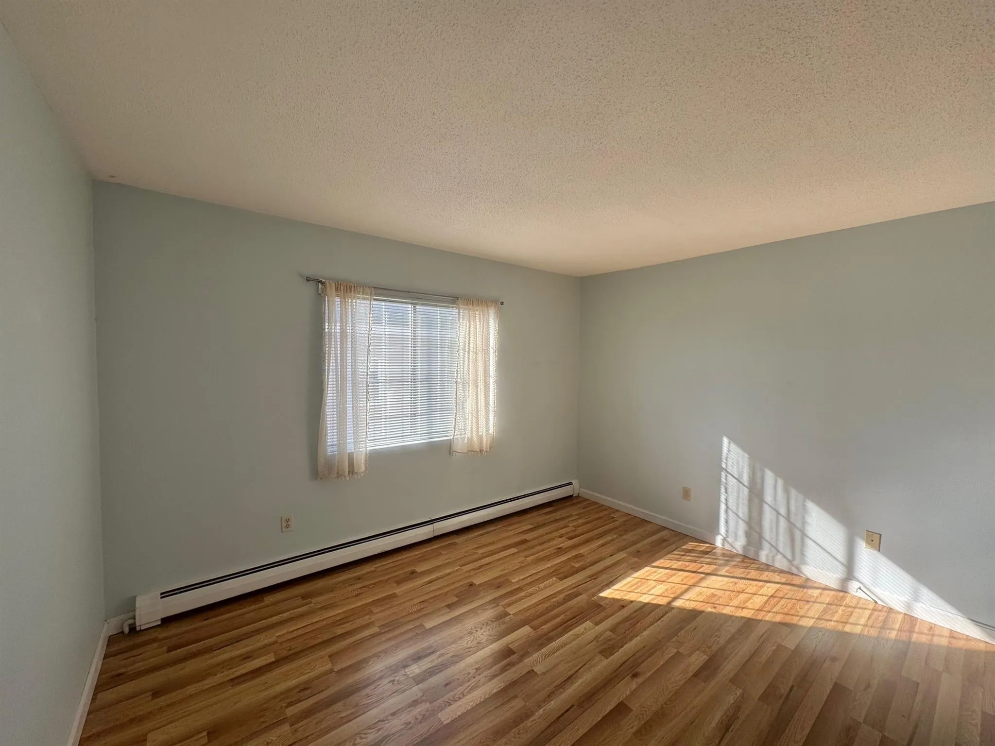 474 Broadway, Magoun Square