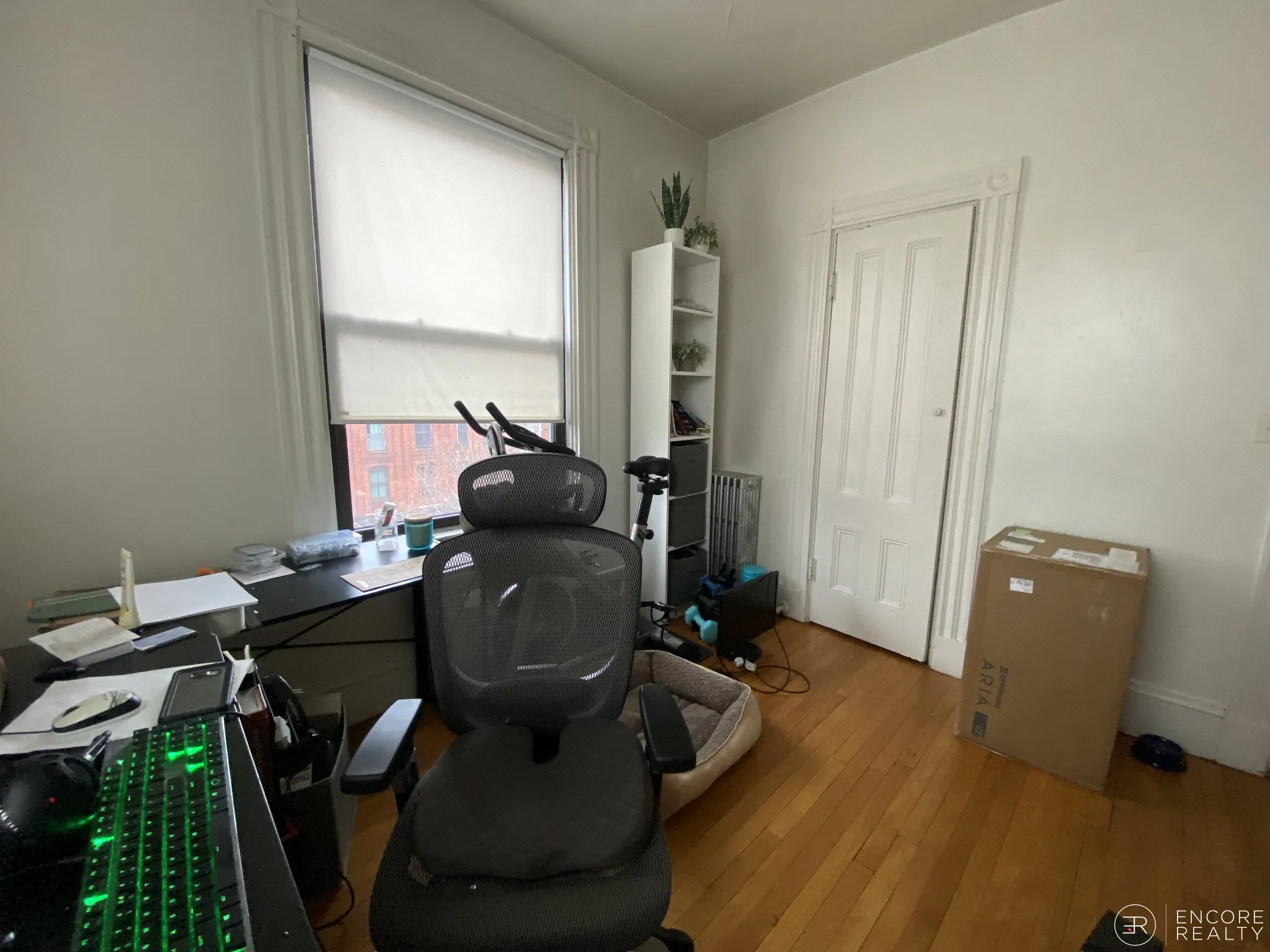 16 Davis Ave, Emerson Gardens