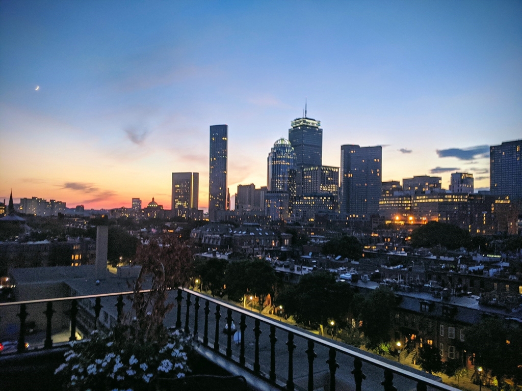 2 Clarendon St, Boston