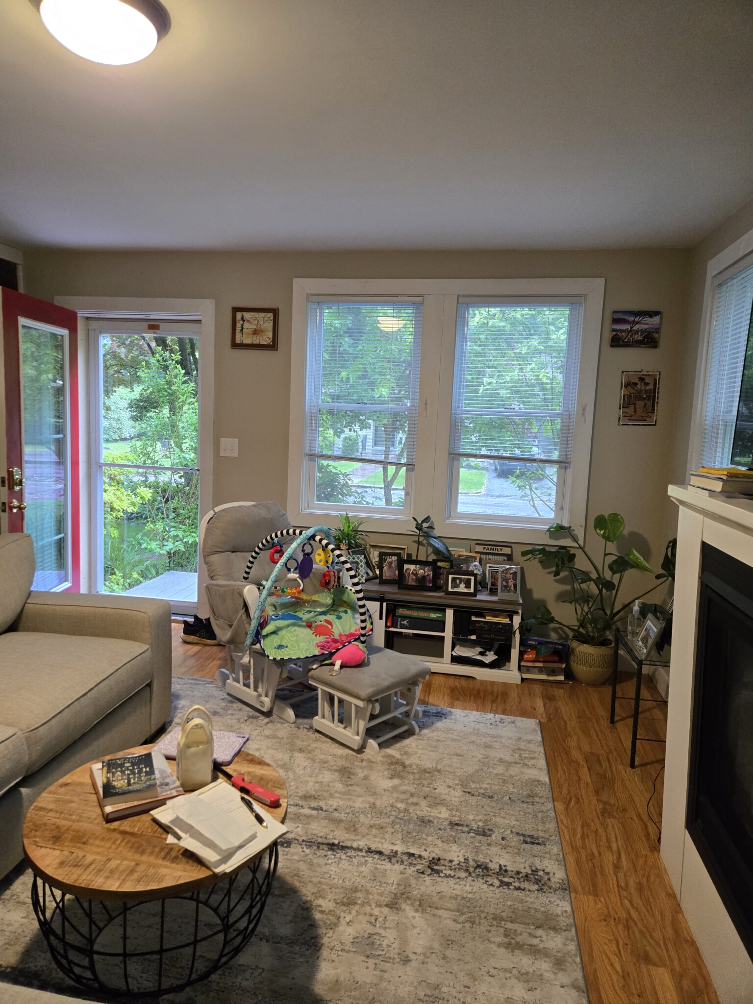 47 Clinton Pl, Newton Center