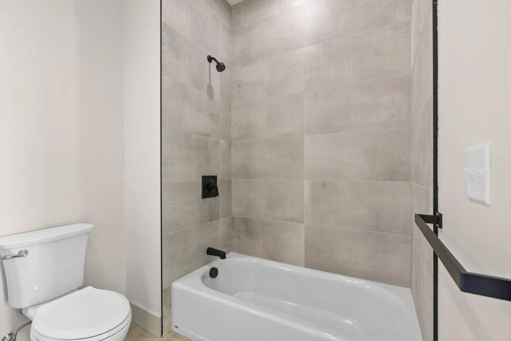 453 Franklin St, Melrose