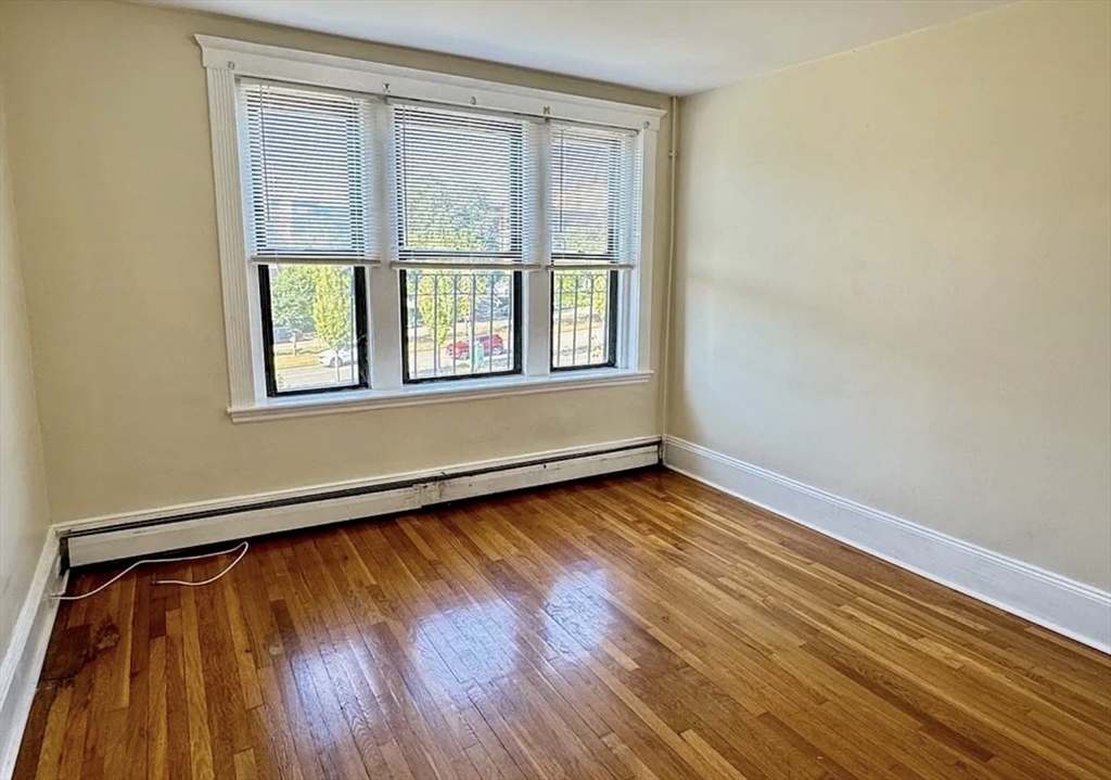 1682 Commonwealth Ave, Brighton