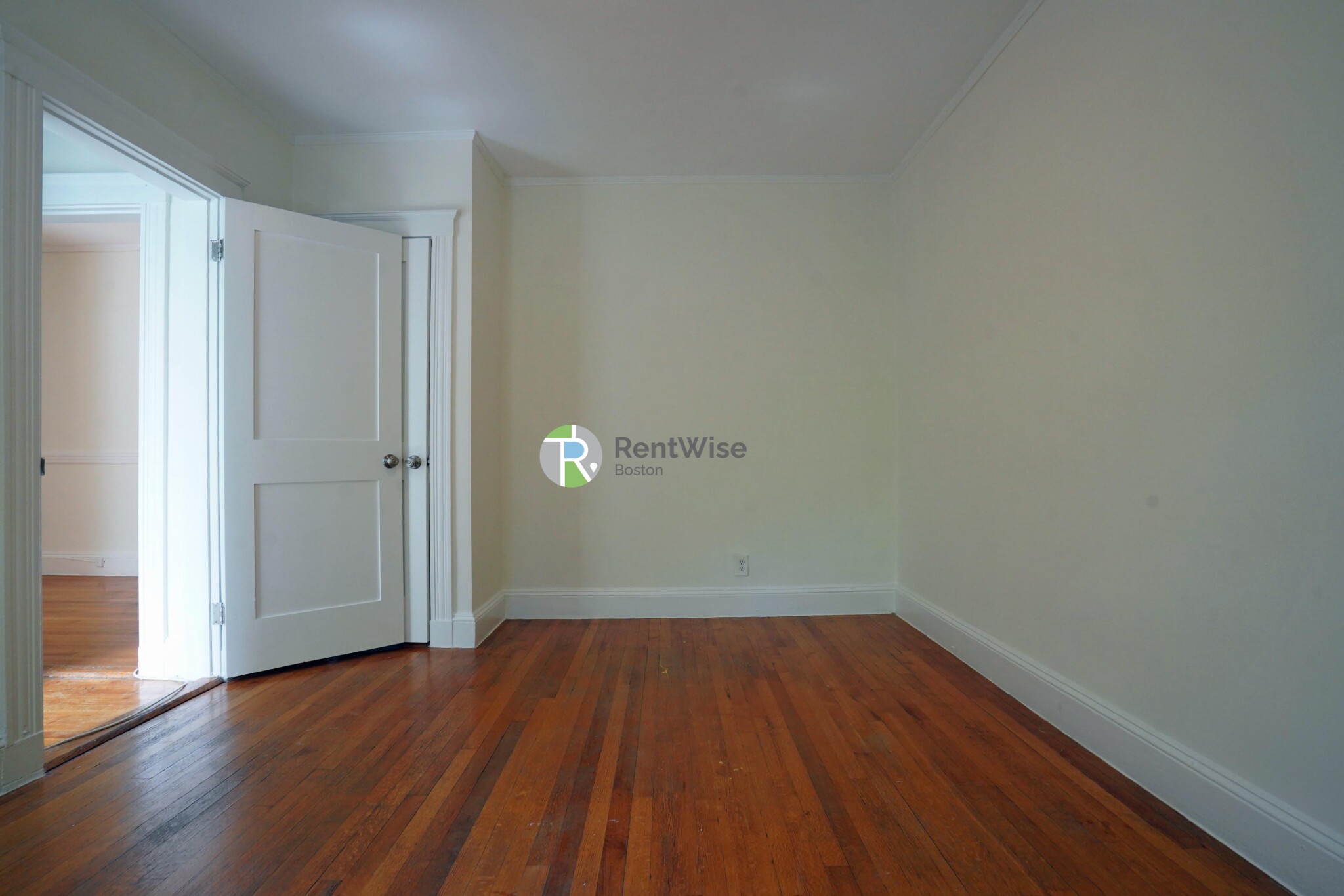 1850 Commonwealth Ave, Brighton