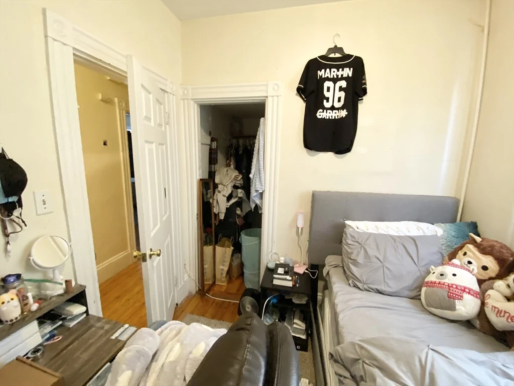 72 Calumet St, Mission Hill