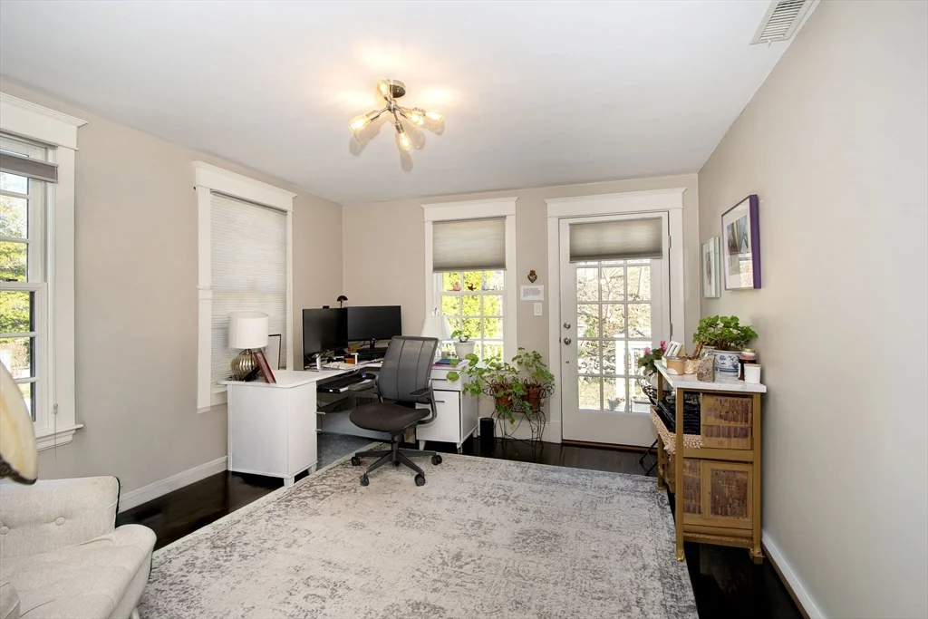 108-110 Elm St, Cohasset