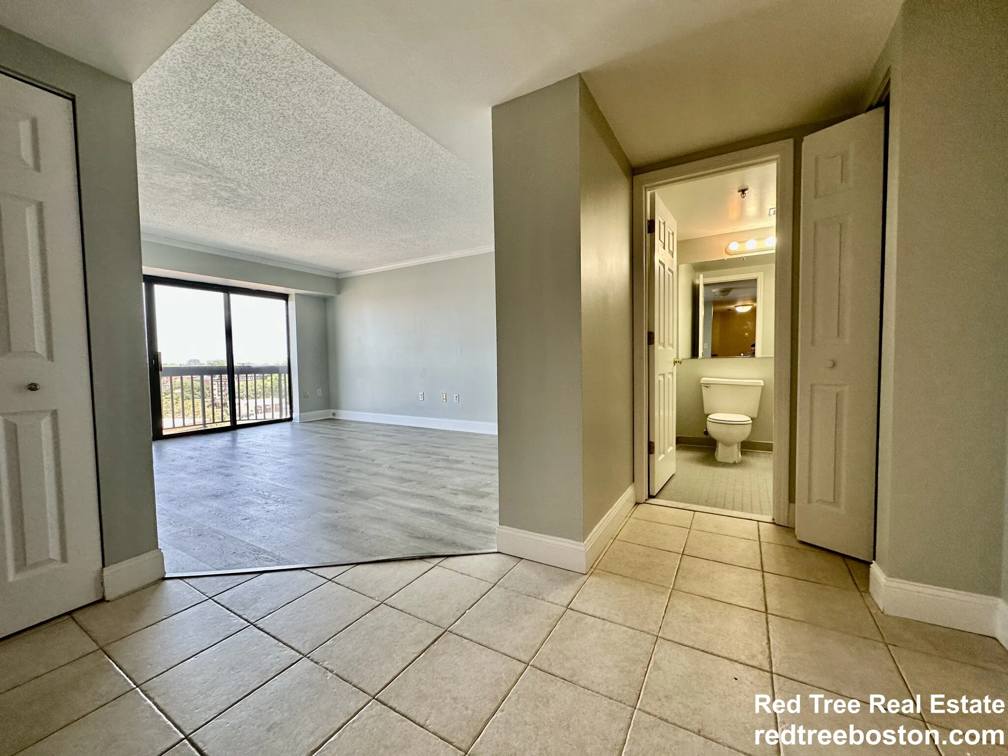 15 North Beacon St, Allston