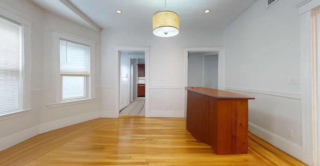 34 Saranac, Dorchester